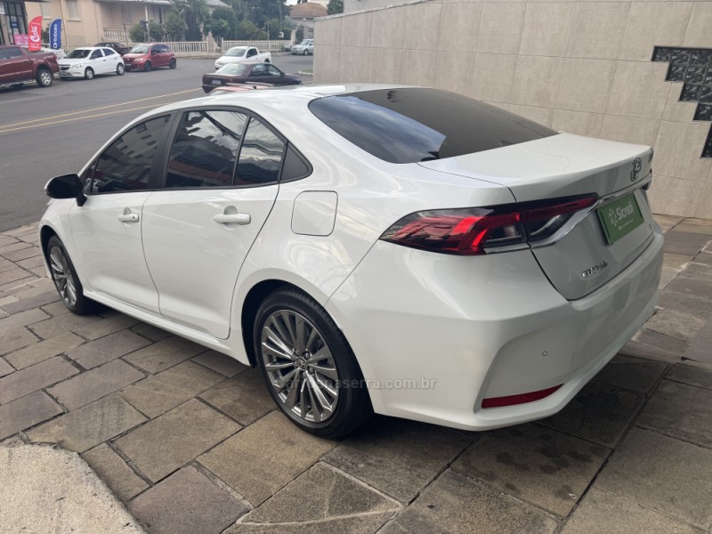COROLLA 2.0 XEI 16V FLEX 4P AUTOMÁTICO - 2025 - GARIBALDI