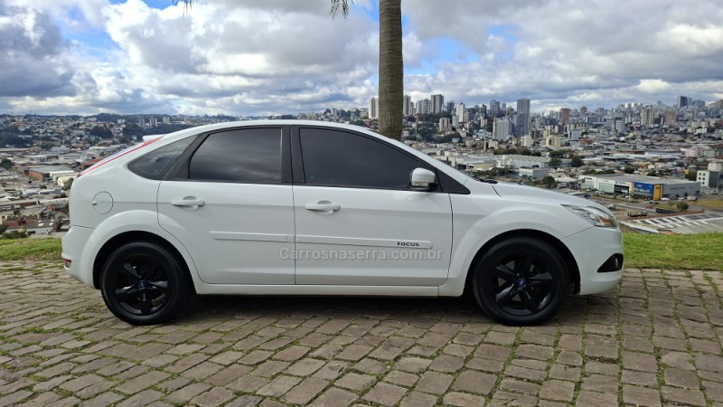 FOCUS 1.6 SE 16V FLEX 4P MANUAL - 2012 - CAXIAS DO SUL