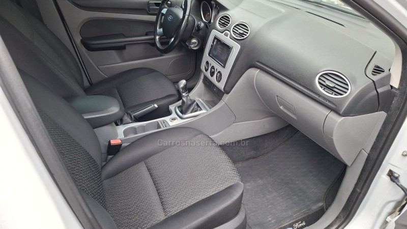 FOCUS 1.6 SE 16V FLEX 4P MANUAL - 2012 - CAXIAS DO SUL