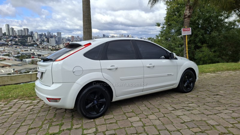 FOCUS 1.6 SE 16V FLEX 4P MANUAL - 2012 - CAXIAS DO SUL