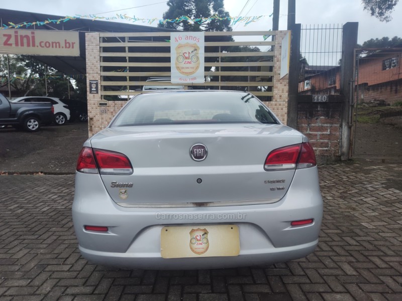 SIENA 1.6 MPI ESSENCE 16V FLEX 4P MANUAL - 2011 - CANELA