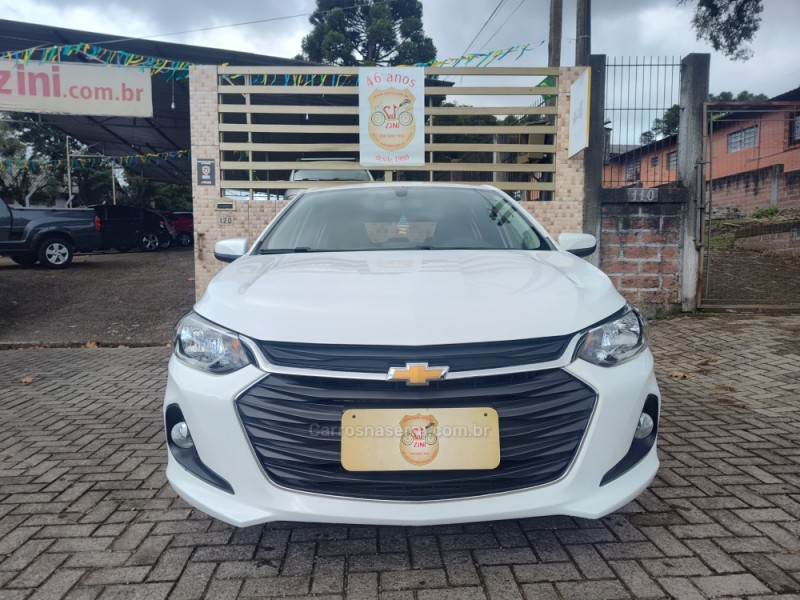 ONIX 1.0 LTZ 12V TURBO FLEX 4P MANUAL - 2023 - CANELA