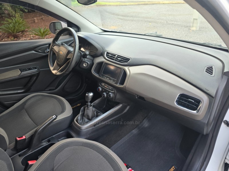 PRISMA 1.4 MPFI LTZ 8V FLEX 4P MANUAL - 2014 - ENCANTADO