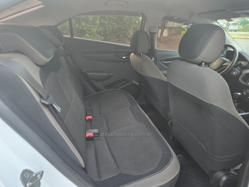 PRISMA 1.4 MPFI LTZ 8V FLEX 4P MANUAL - 2014 - ENCANTADO