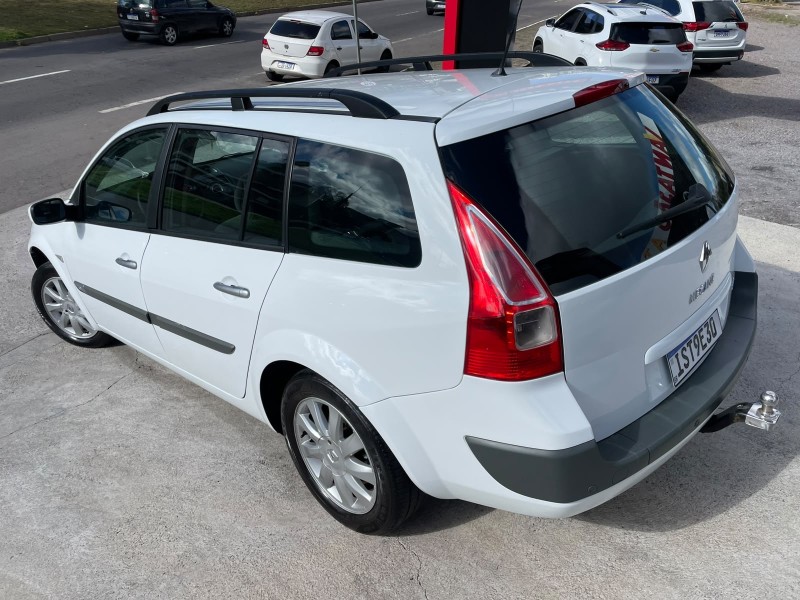 MÉGANE 1.6 DYNAMIQUE GRAND TOUR 16V FLEX 4P MANUAL - 2013 - CAXIAS DO SUL