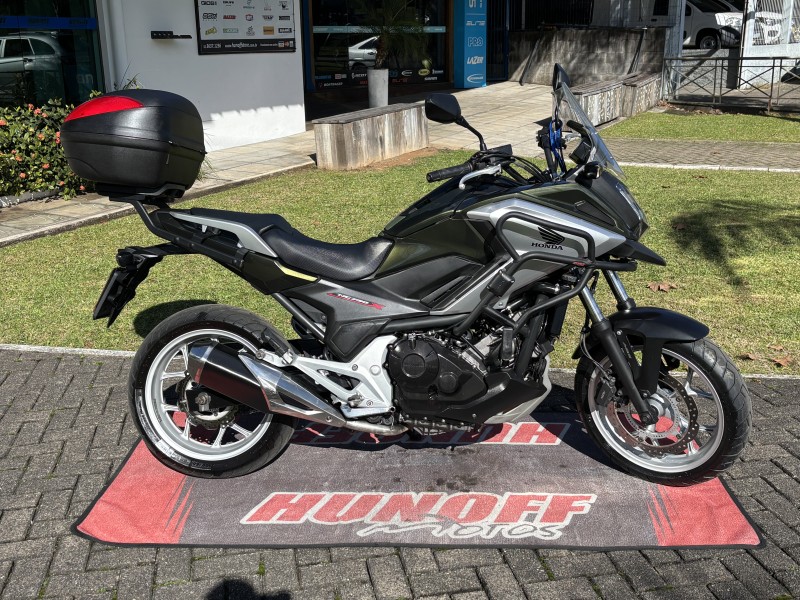 nc 750x abs 2018 feliz