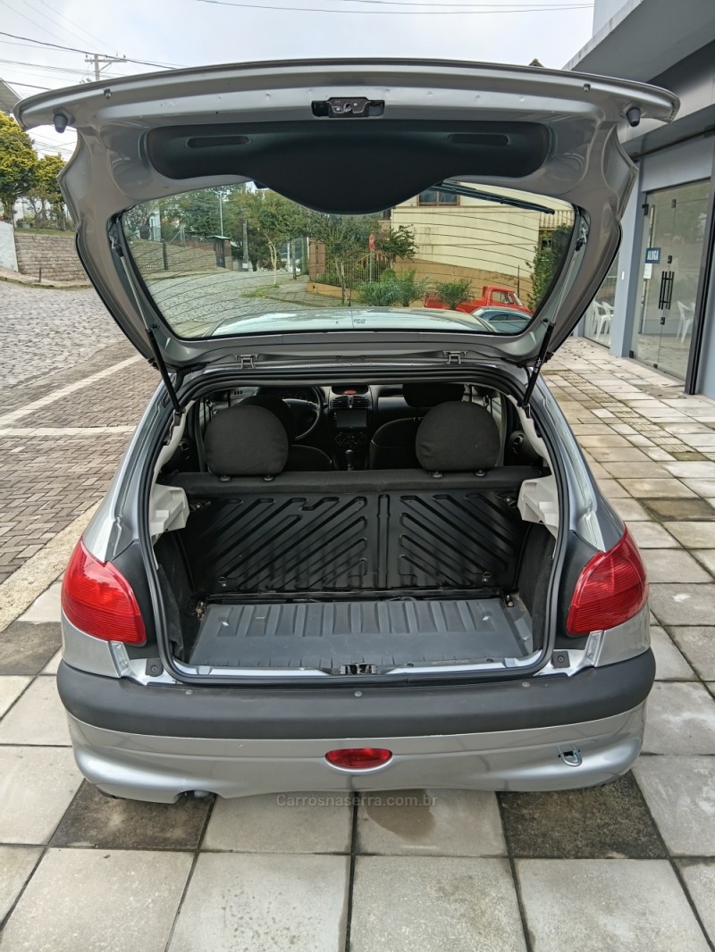 206 1.0 SELECTION 16V GASOLINA 4P MANUAL - 2002 - BENTO GONçALVES
