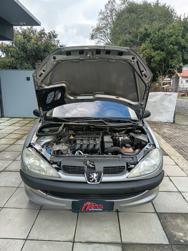206 1.0 SELECTION 16V GASOLINA 4P MANUAL - 2002 - BENTO GONçALVES
