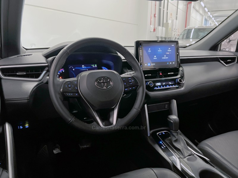 COROLLA 2.0 CROSS XRE 16V FLEX 4P AUTOMÁTICO - 2024 - FLORES DA CUNHA