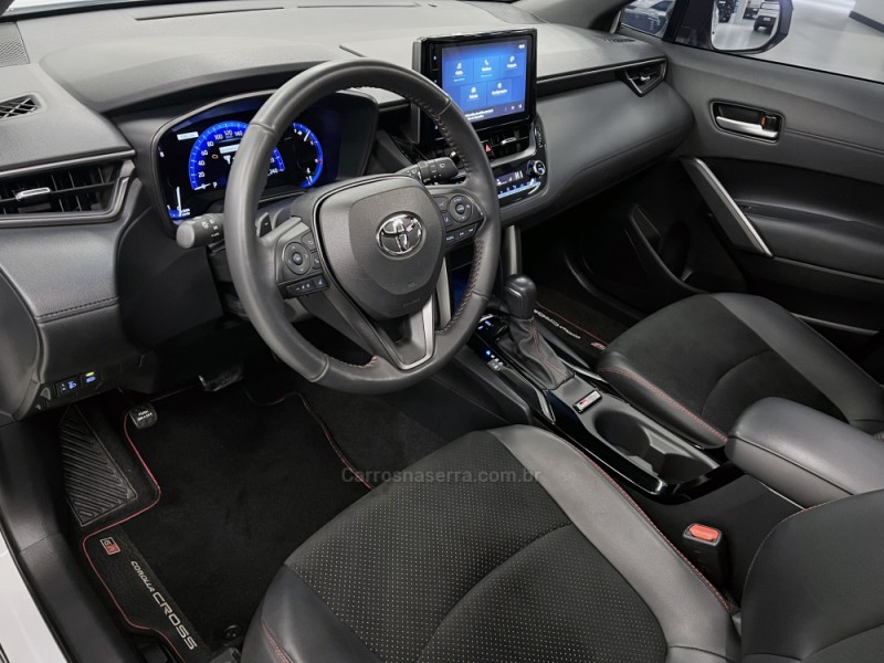 COROLLA 2.0 CROSS GR-S 16V FLEX 4P AUTOMÁTICO - 2024 - FLORES DA CUNHA
