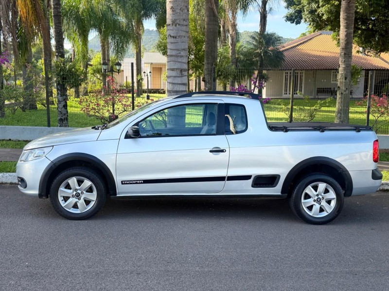 SAVEIRO 1.6 MI TROOPER CE 8V FLEX 2P MANUAL G.V - 2010 - FELIZ