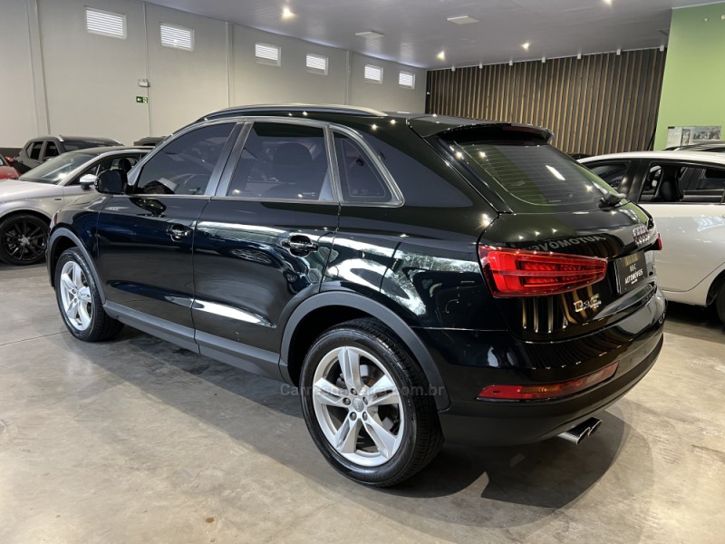 Q3 1.4 TFSI AMBITION GASOLINA 4P AUTOMÁTICA - 2017 - CAXIAS DO SUL