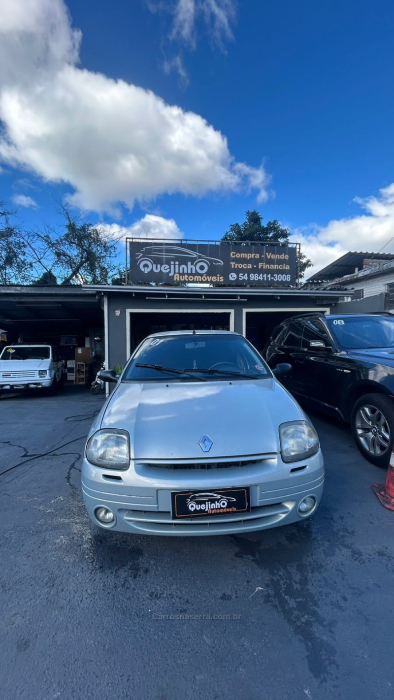 clio  2001 caxias do sul