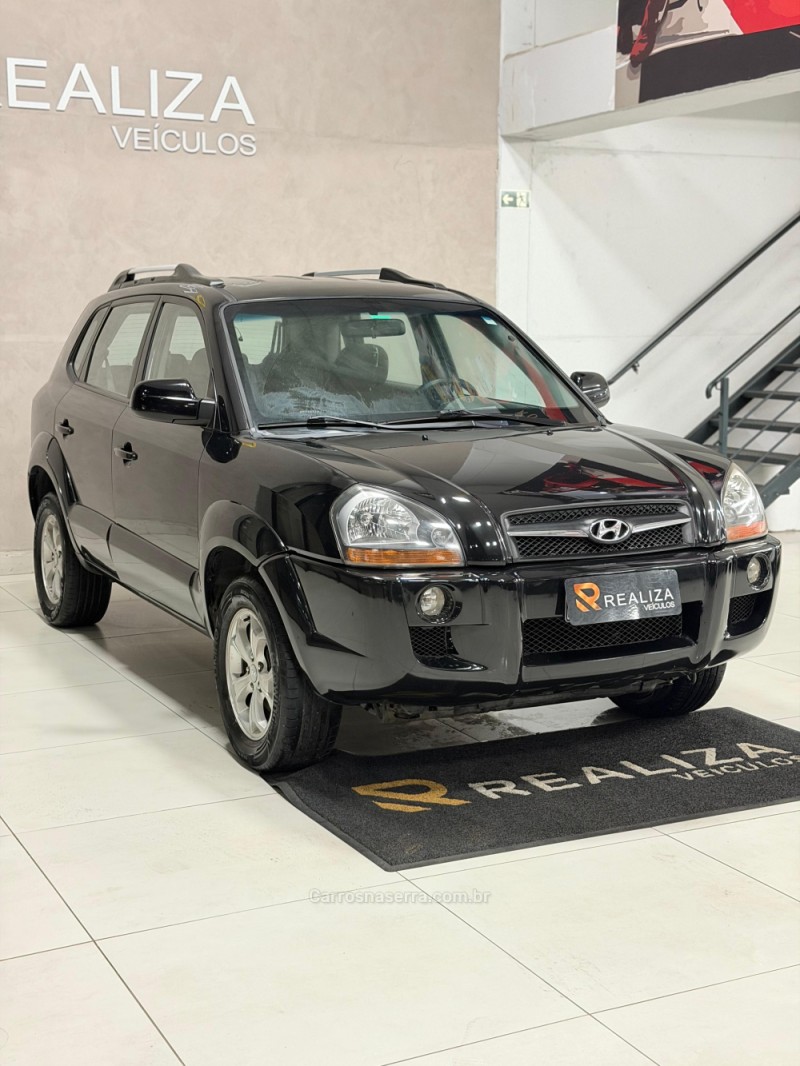 TUCSON 2.0 MPFI GLS BASE 16V 143CV 2WD GASOLINA 4P AUTOMÁTICO - 2012 - SANTA CRUZ DO SUL