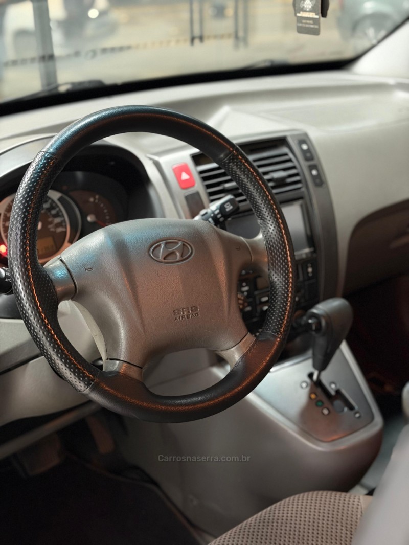 TUCSON 2.0 MPFI GLS BASE 16V 143CV 2WD GASOLINA 4P AUTOMÁTICO - 2012 - SANTA CRUZ DO SUL