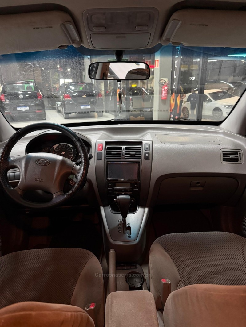 TUCSON 2.0 MPFI GLS BASE 16V 143CV 2WD GASOLINA 4P AUTOMÁTICO - 2012 - SANTA CRUZ DO SUL