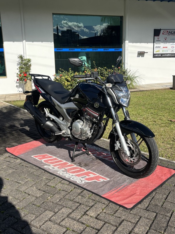 FAZER YS 250 - 2015 - FELIZ