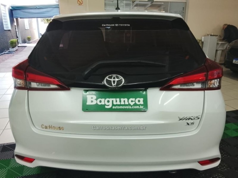 YARIS 1.5 XS 16V FLEX 4P AUTOMÁTICO - 2023 - NOVO HAMBURGO