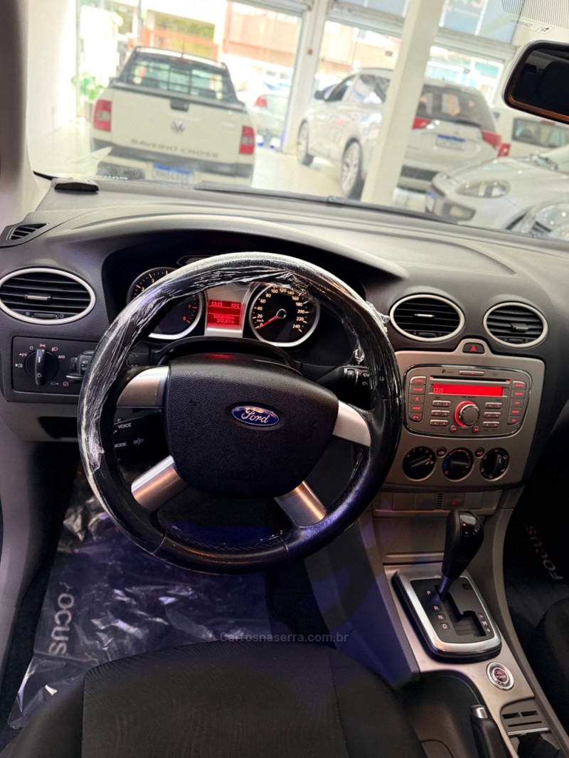 FOCUS 2.0 FC 16V GASOLINA 4P AUTOMÁTICO - 2013 - CAXIAS DO SUL