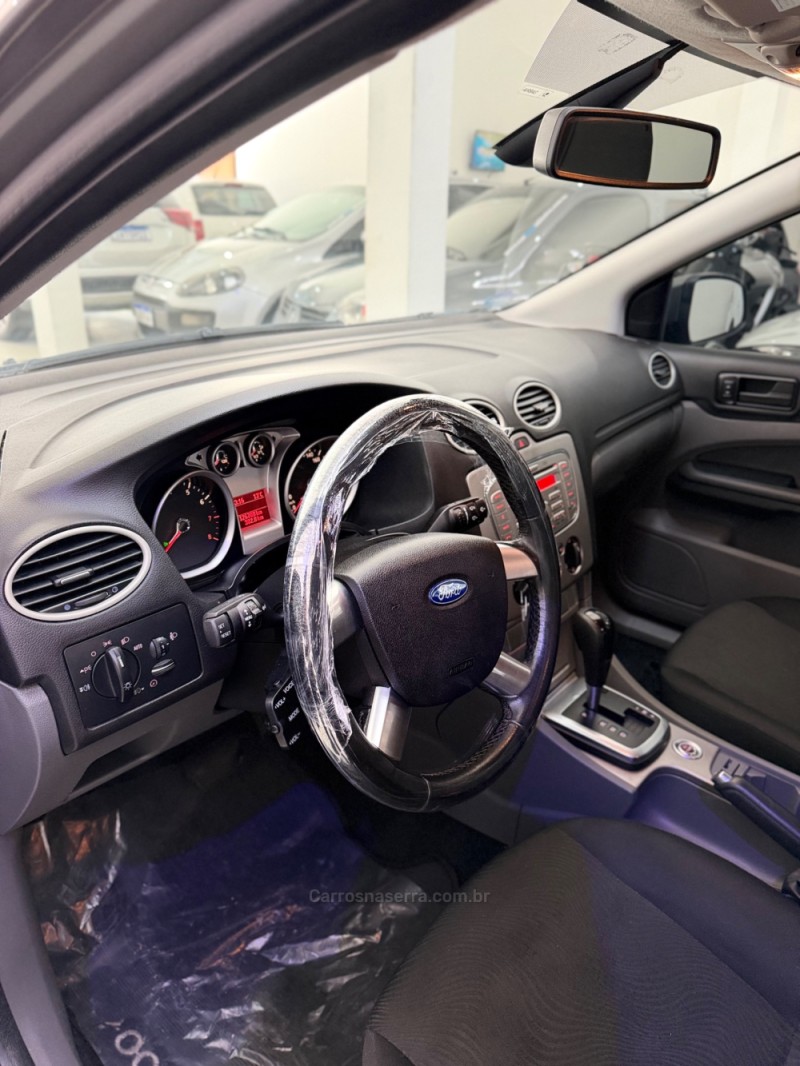 FOCUS 2.0 FC 16V GASOLINA 4P AUTOMÁTICO - 2013 - CAXIAS DO SUL