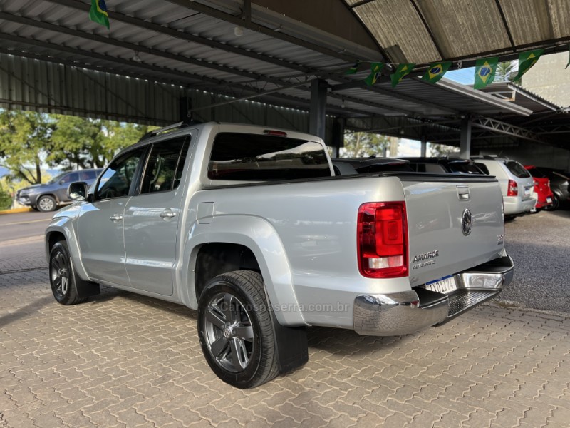 AMAROK 2.0 HIGHLINE 4X4 CD 16V TURBO INTERCOOLER DIESEL 4P AUTOMÁTICO - 2016 - BOM PRINCíPIO