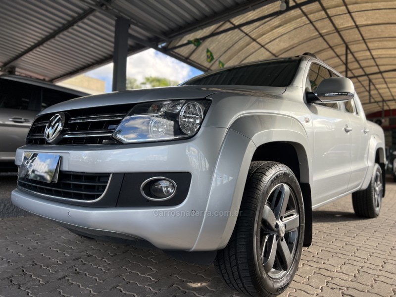AMAROK 2.0 HIGHLINE 4X4 CD 16V TURBO INTERCOOLER DIESEL 4P AUTOMÁTICO - 2016 - BOM PRINCíPIO