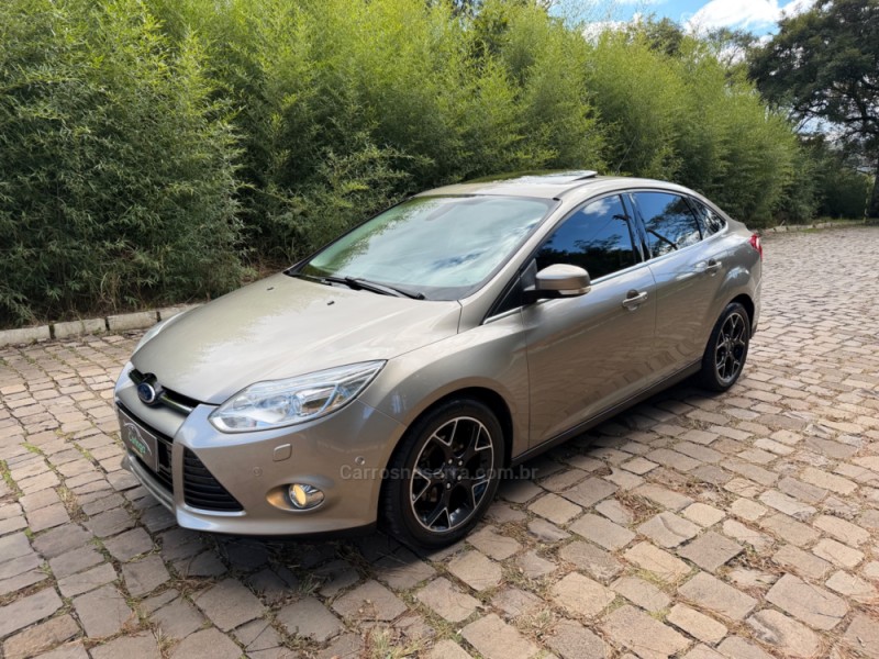 focus 2.0 titanium plus sedan 16v flex 4p automatico 2014 nova prata