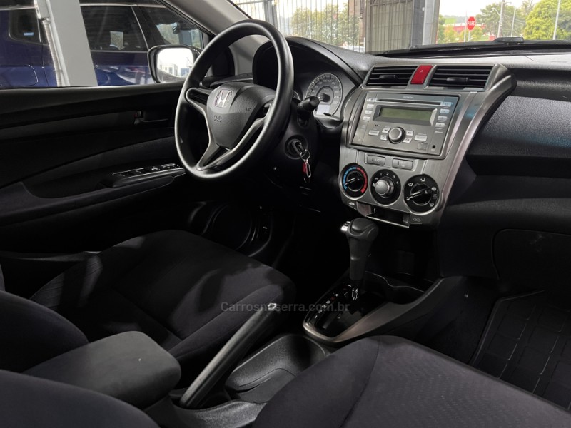 CITY 1.5 LX 16V FLEX 4P AUTOMÁTICO - 2014 - BOM PRINCíPIO