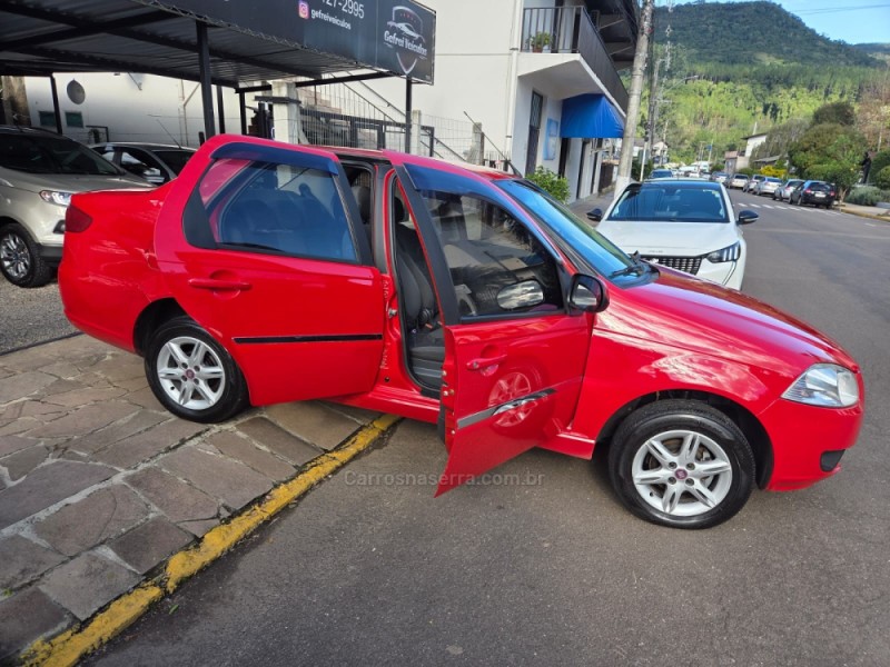 SIENA 1.4 MPI EL 8V FLEX 4P MANUAL - 2013 - PICADA CAFé