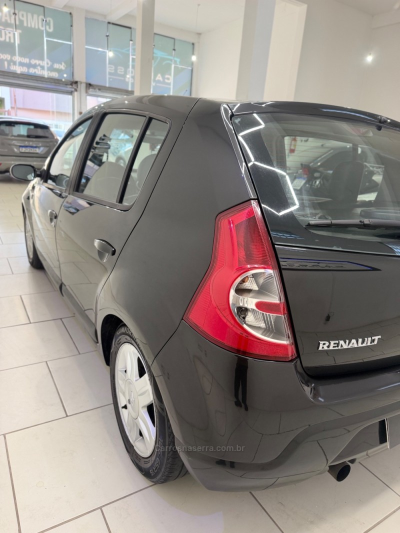 SANDERO 1.6 PRIVILÉGE 16V FLEX 4P MANUAL - 2008 - CAXIAS DO SUL