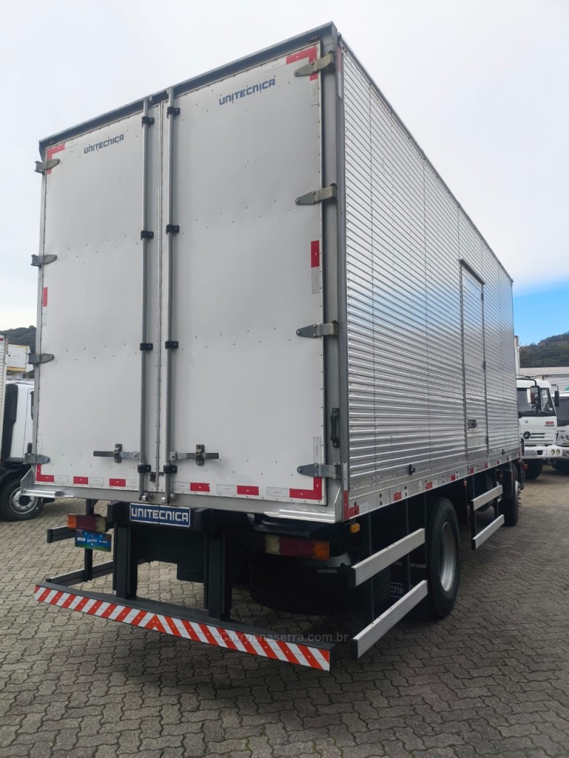 ATEGO 1719  - 2018 - GARIBALDI