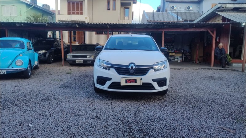 LOGAN 1.0 LIFE 12V FLEX 4P MANUAL - 2021 - CAXIAS DO SUL
