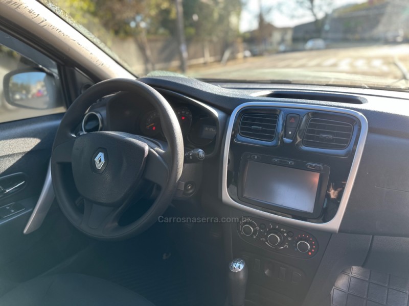 SANDERO 1.0 EXPRESSION 16V FLEX 4P MANUAL - 2016 - PAROBé