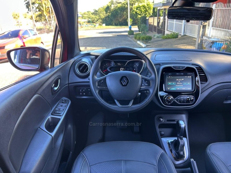 CAPTUR 1.6 16V INTENSE BOSE FLEX 4P AUTOMÁTICO - 2021 - VENâNCIO AIRES