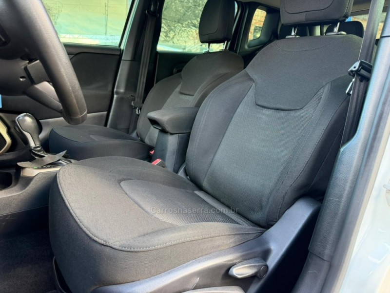 RENEGADE 1.8 16V FLEX SPORT 4P AUTOMÁTICO - 2016 - LAGOA VERMELHA