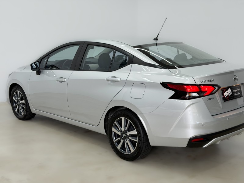 VERSA 1.6 ADVANCE 16V FLEX 4P AUTOMÁTICO - 2023 - CAXIAS DO SUL