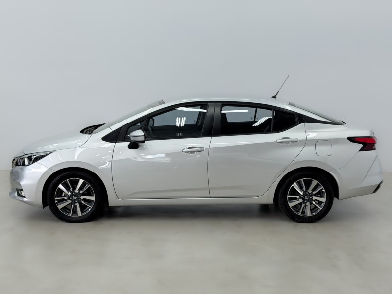 VERSA 1.6 ADVANCE 16V FLEX 4P AUTOMÁTICO - 2023 - CAXIAS DO SUL