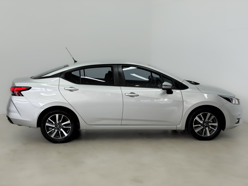 VERSA 1.6 ADVANCE 16V FLEX 4P AUTOMÁTICO - 2023 - CAXIAS DO SUL