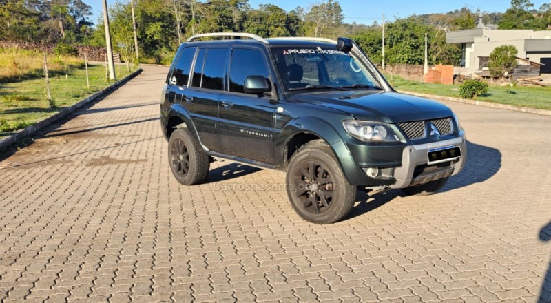 pajero tr4 2.0 4x4 16v 131cv gasolina 4p automatico 2010 ivoti
