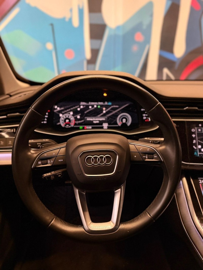 Q7 3.0 TFSI AMBITION V6 24V GASOLINA 4P TIPTRONIC - 2021 - NOVO HAMBURGO