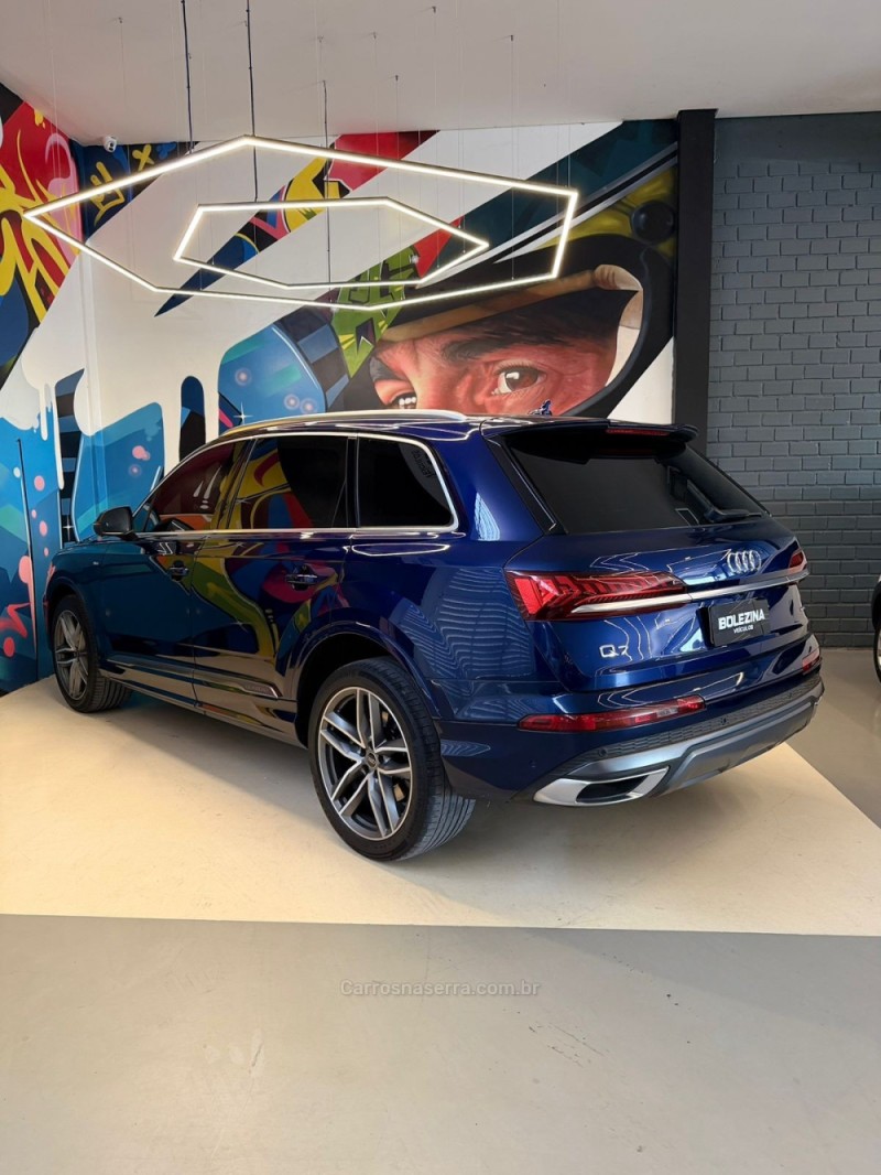 Q7 3.0 TFSI AMBITION V6 24V GASOLINA 4P TIPTRONIC - 2021 - NOVO HAMBURGO