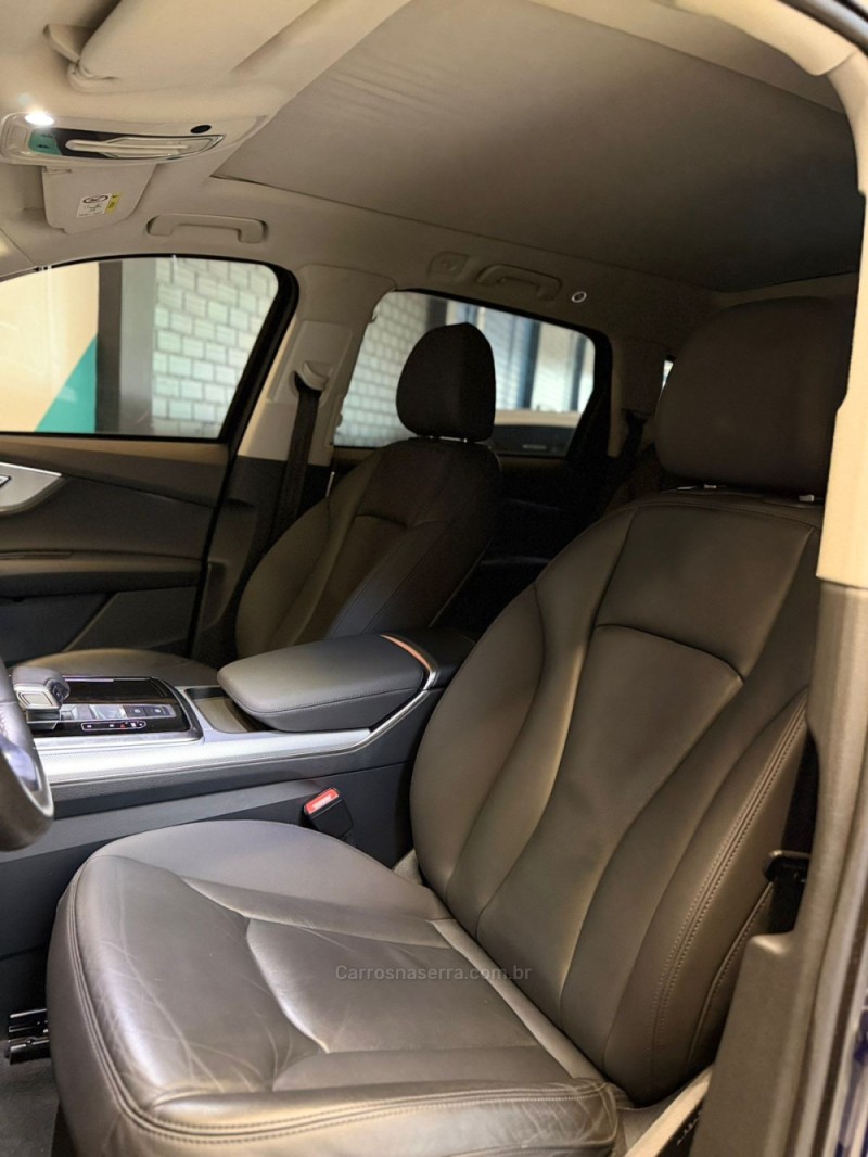 Q7 3.0 TFSI AMBITION V6 24V GASOLINA 4P TIPTRONIC - 2021 - NOVO HAMBURGO