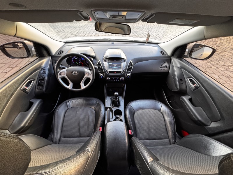 IX35 2.0 MPI 4X2 16V GASOLINA 4P MANUAL - 2013 - CAXIAS DO SUL