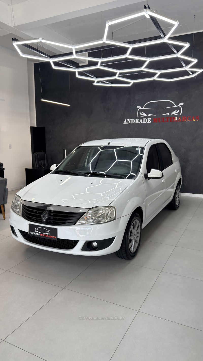 LOGAN 1.6 EXPRESSION 8V FLEX 4P MANUAL - 2013 - CAXIAS DO SUL