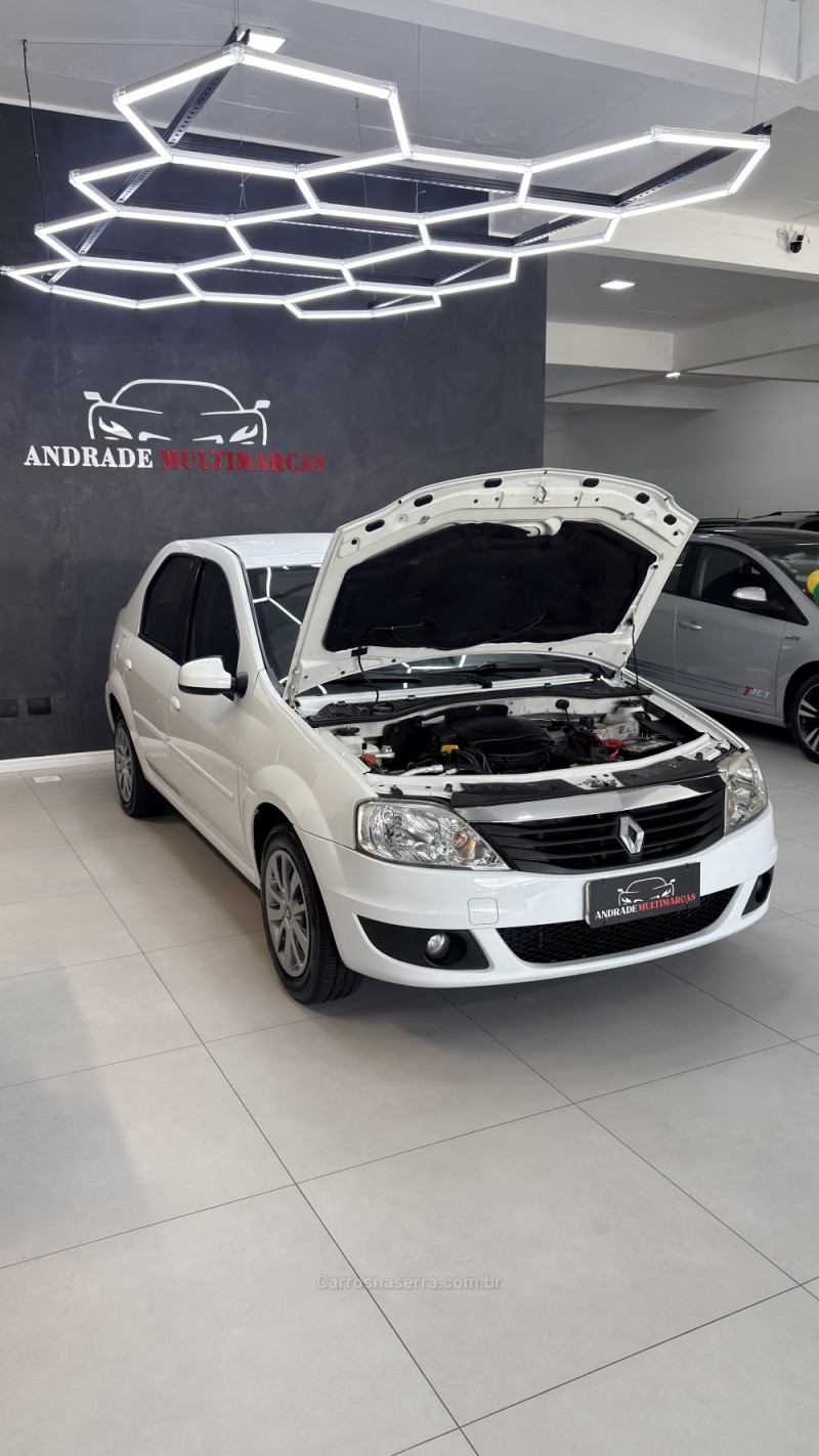 LOGAN 1.6 EXPRESSION 8V FLEX 4P MANUAL - 2013 - CAXIAS DO SUL