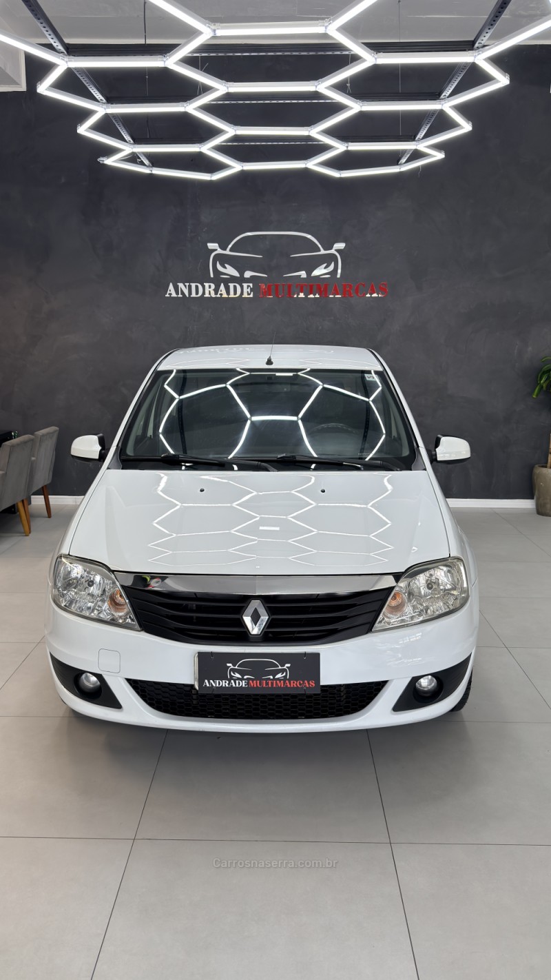 LOGAN 1.6 EXPRESSION 8V FLEX 4P MANUAL - 2013 - CAXIAS DO SUL