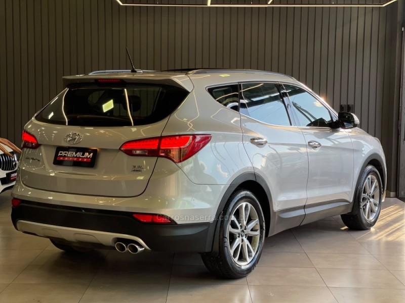 SANTA FÉ 3.3 MPFI 4X4 7 LUGARES V6 270CV GASOLINA 4P AUTOMÁTICO - 2015 - DOIS IRMãOS