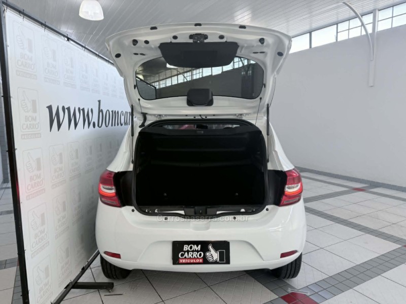 SANDERO 1.0 LIFE 12V FLEX 4P MANUAL - 2020 - PORTO ALEGRE