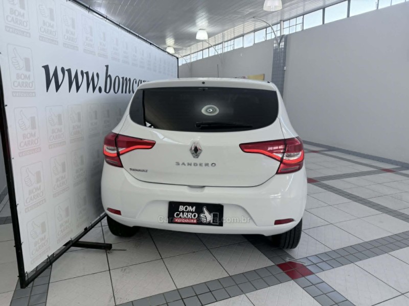 SANDERO 1.0 LIFE 12V FLEX 4P MANUAL - 2020 - PORTO ALEGRE