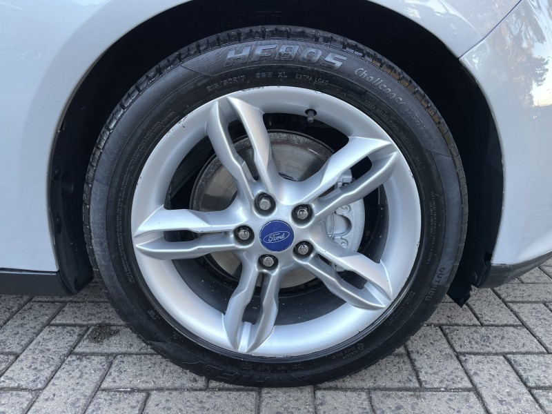 FOCUS 2.0 SE HATCH 16V FLEX 4P AUTO - 2014 - CAXIAS DO SUL